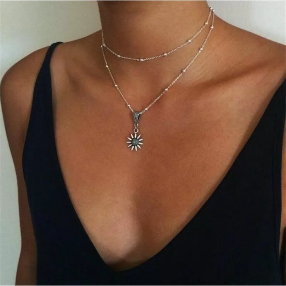 SALE! SILVER FLOWER PENDANT MULTILAYERED NECKLACE